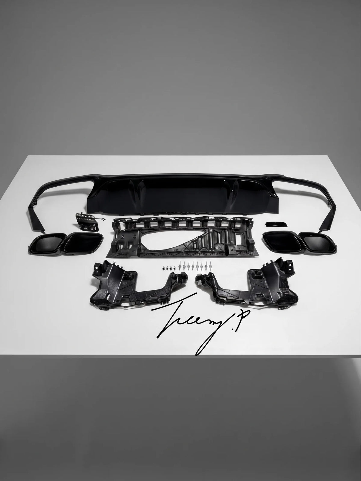 Mercedes E Class W213 Saloon S213 Estate LCI 2020-2023 AMG E63 style gloss black rear diffuser kit with quad exhaust tailpipes