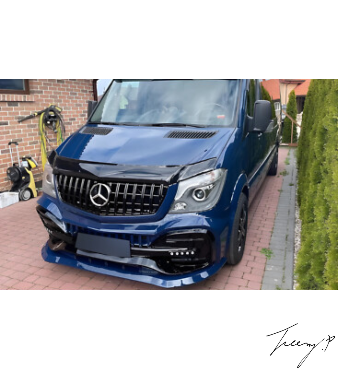 Mercedes Sprinter W907 (2019+) Front Grille GT Style Gloss Black