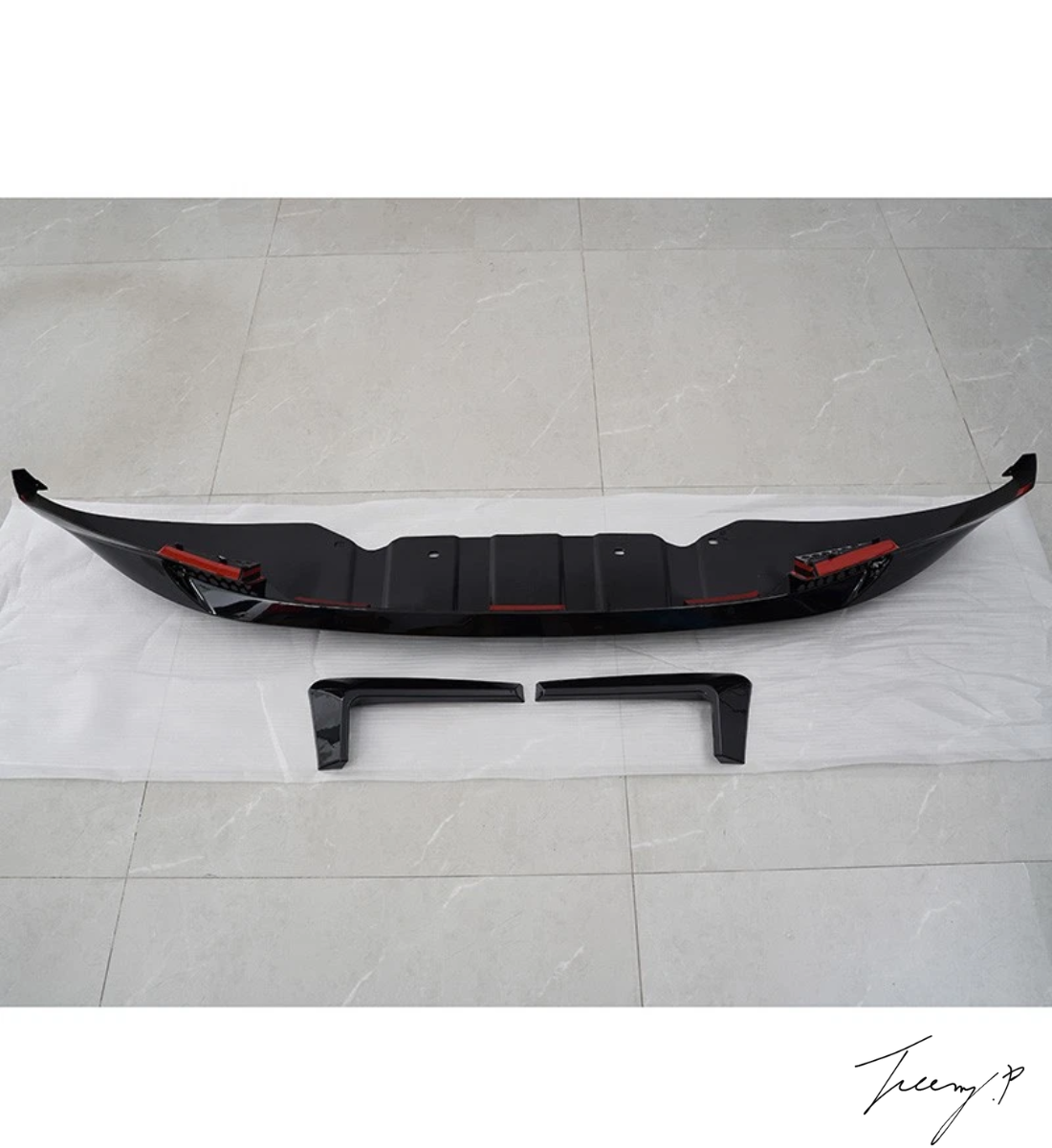 Land Rover Defender 90/110 L663 2020+ Gloss Black Front Bottom Splitter Lip