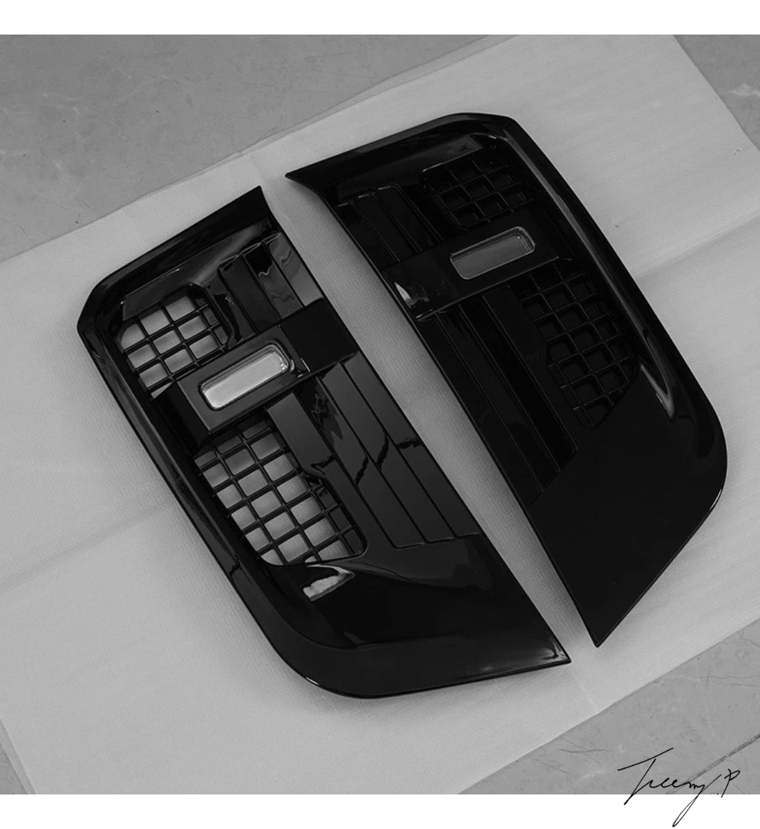 LAND ROVER DEFENDER 90 110 L663 2020 - 2025 GLOSS BLACK WING SIDE AIR VENT GRILLES BODYKIT