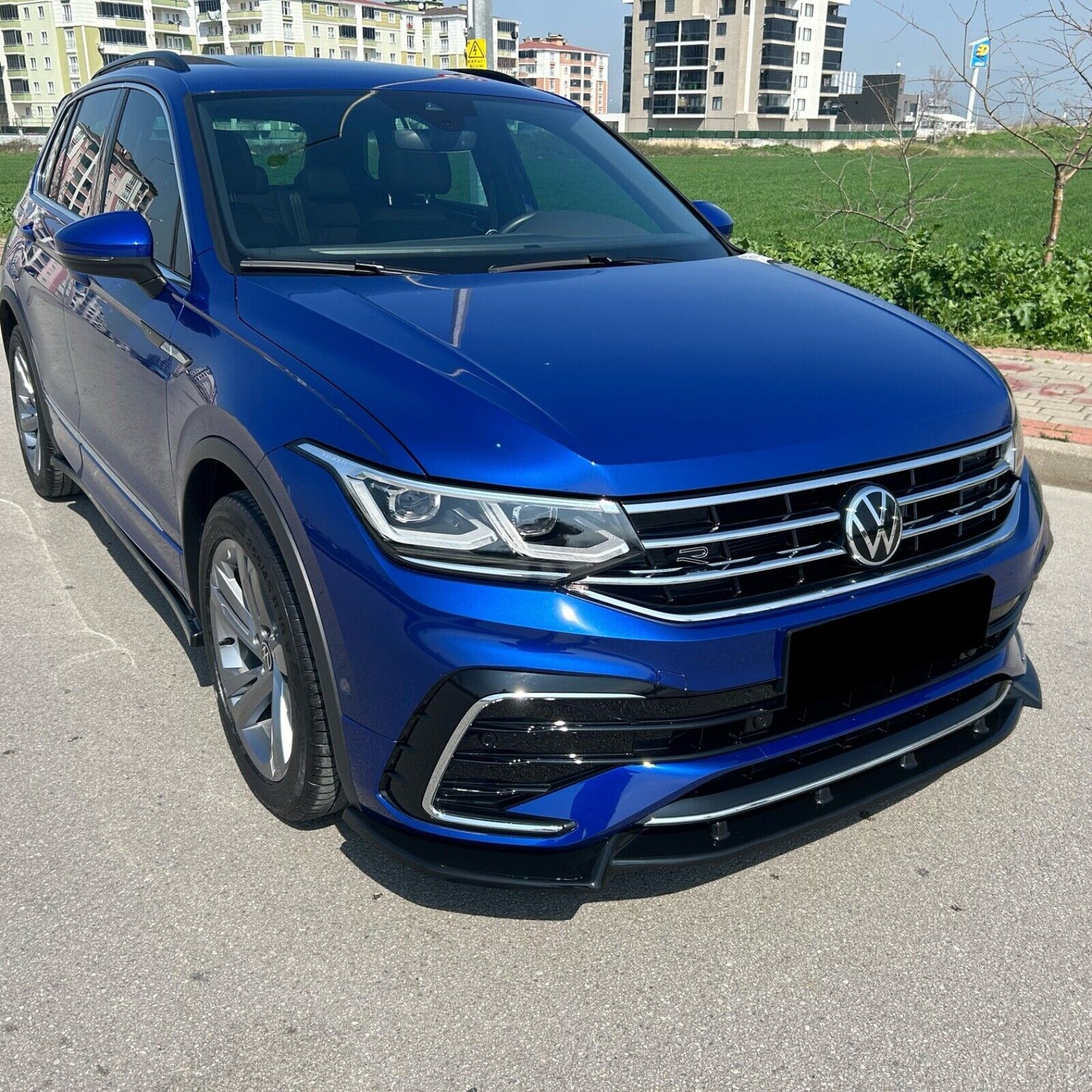 VW Tiguan MK2 R/R-Line Front Splitter Lip Body Kit (2021+)