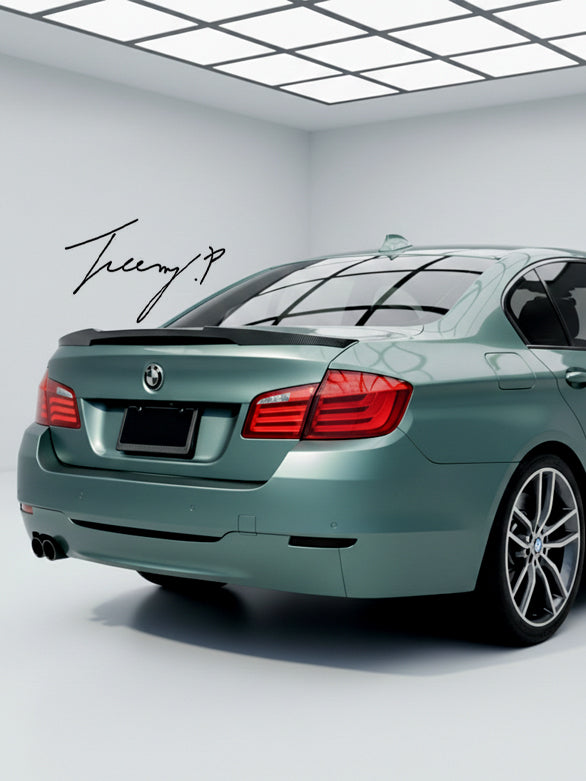 Carbon fibre rear boot lip wing spoiler M4 style for BMW 5 Series M5 F10 2010–2017
