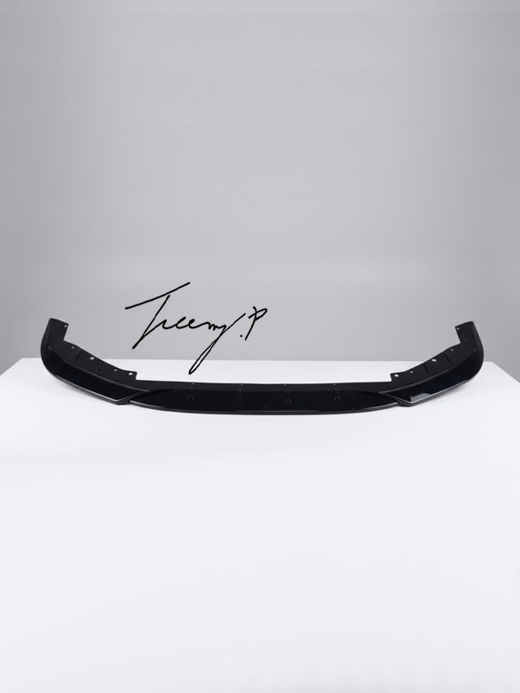 Gloss black front splitter lip for BMW 5 Series G30 G31 2017–2021
