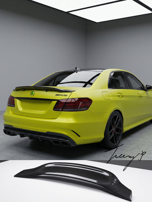 Gloss carbon effect RT style rear spoiler boot lip for Mercedes E Class E63 AMG W212 2010 to 2016
