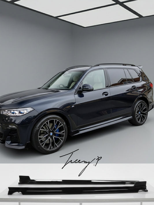 BMW X7 G07 M Sport gloss black MP style side skirt extensions
