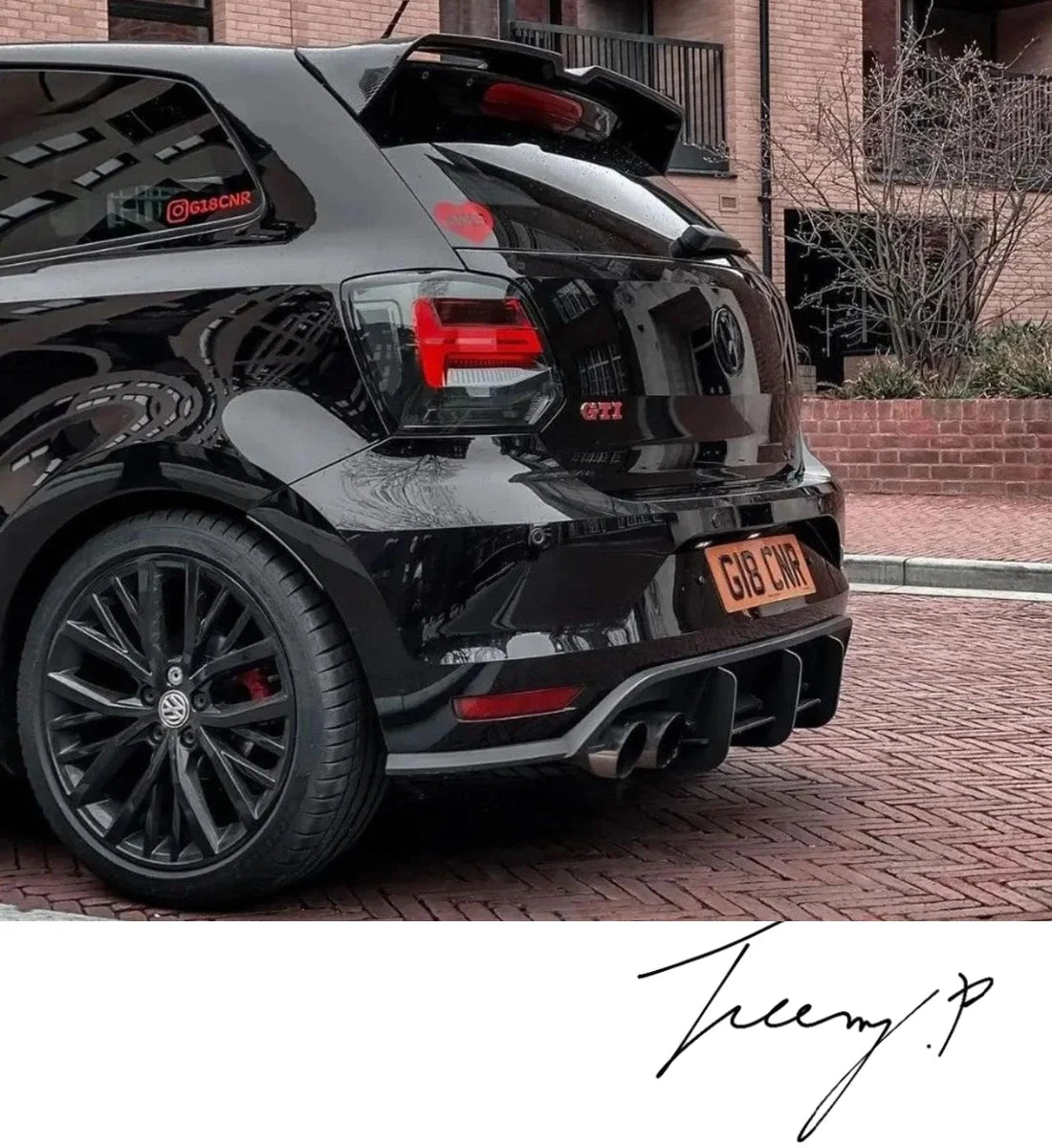 Gloss black Oettinger-style rear roof spoiler installed on a 2009-2017 Volkswagen Polo MK5 (6R / 6C / GTI / R)